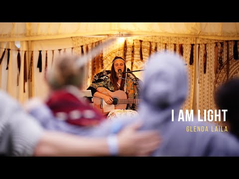 I am light - Glenda Laila (live on stage)