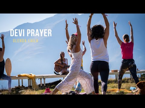 Glenda Laila - Yoga mit live Musik